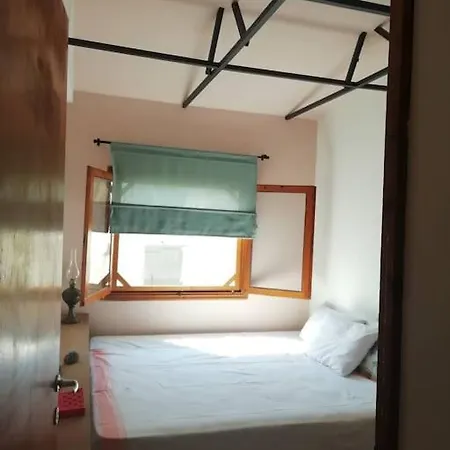 εξοχικη κατοικια με αυλη Holiday home